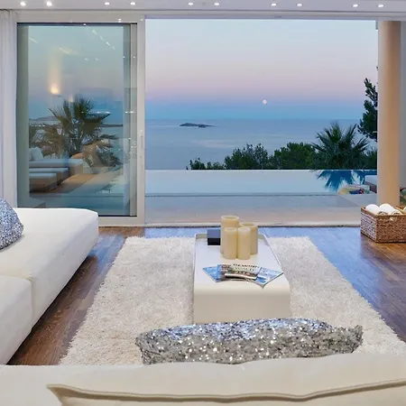 Willa In Ibiza With Infinity Pool And Sea Views *